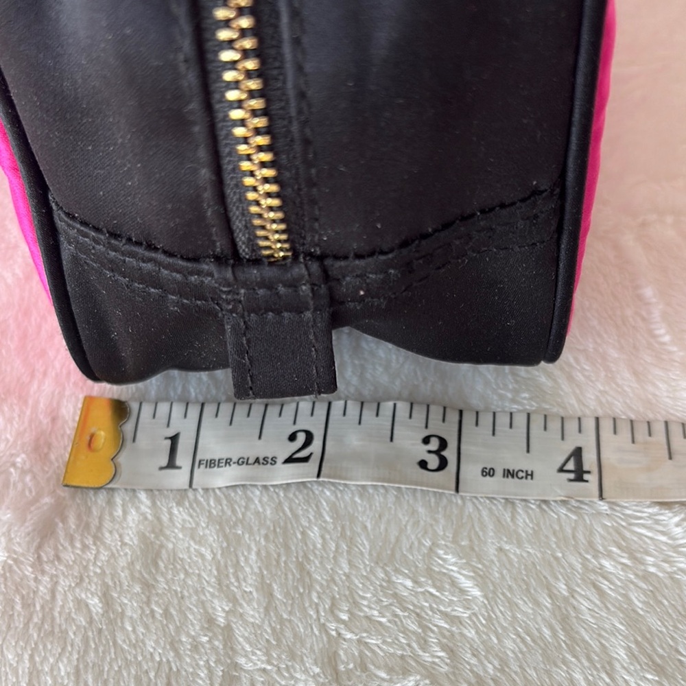 Prada Pink Cosmetic Bag with Structured Design - Picture 4 of 9